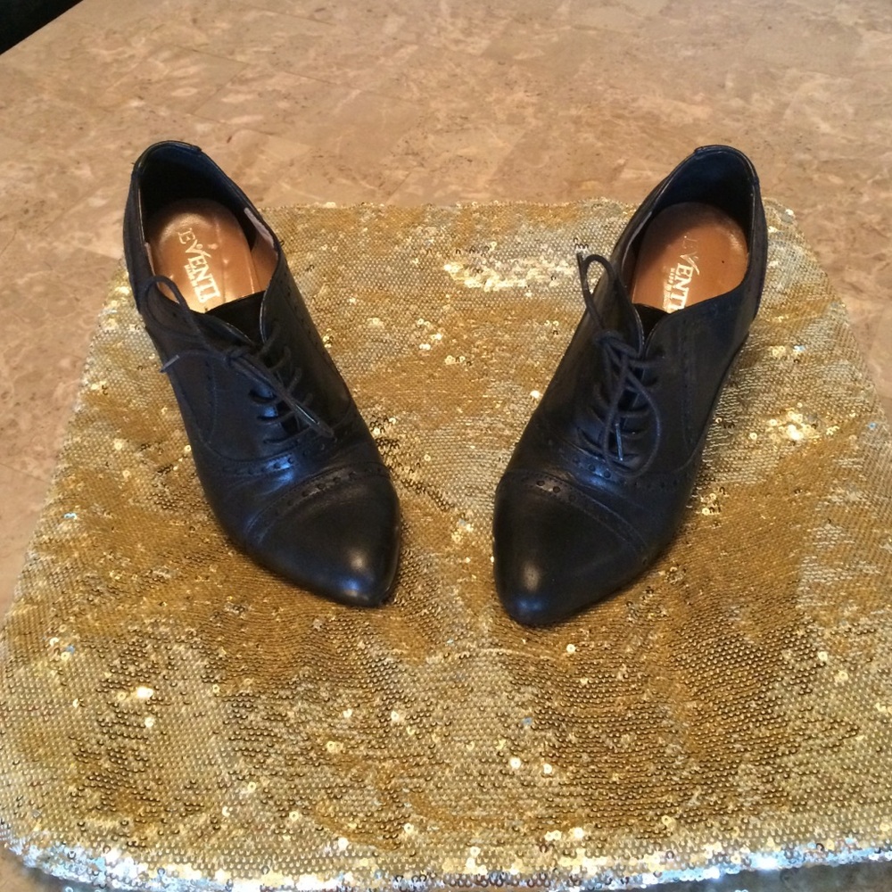 Black Made in Italy Heels!! Size 6!